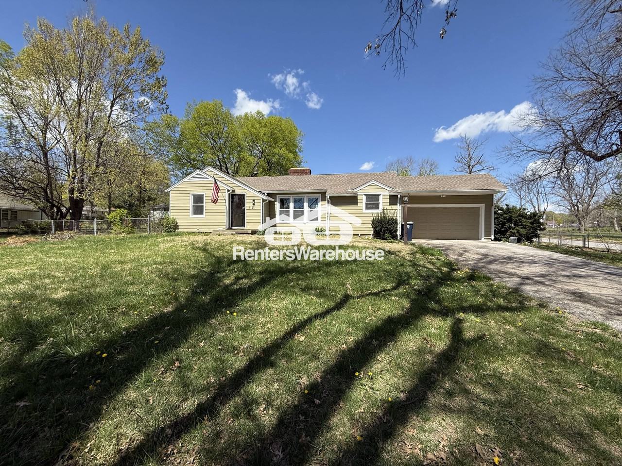 112 E 99th St - Photo 2 of 22