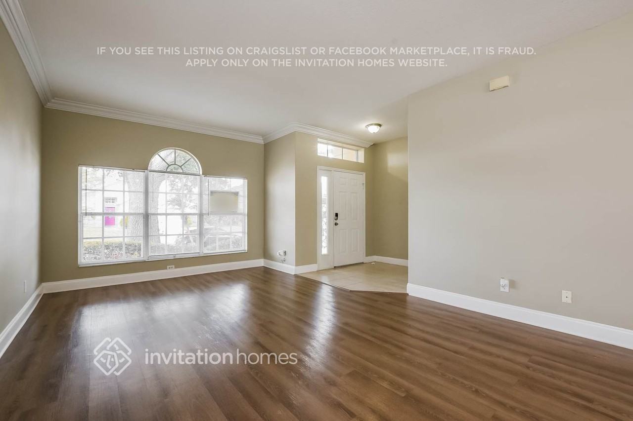 3439 Bellingham Dr - Photo 3 of 17