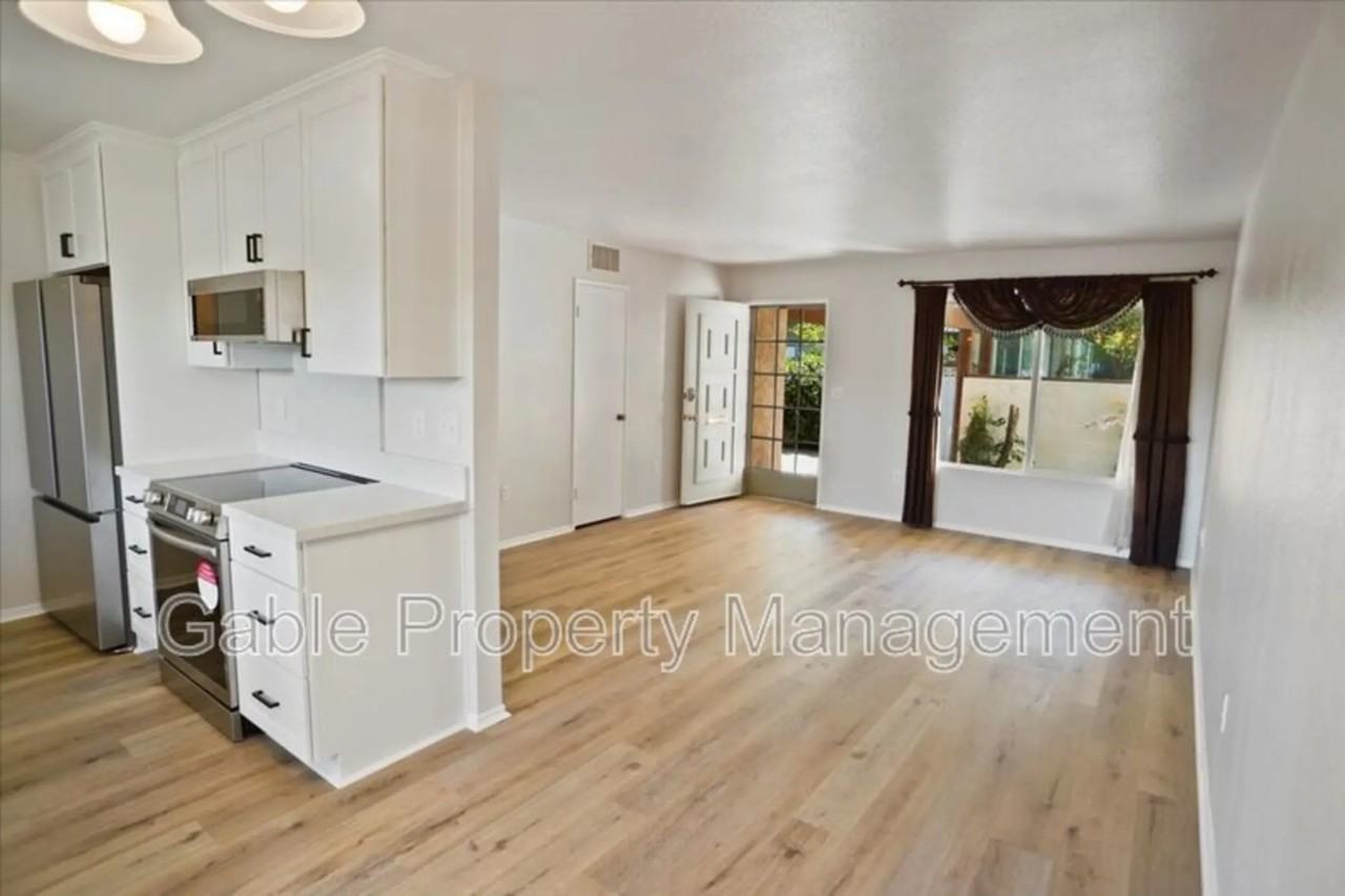 26383 Oak Highland Dr - Photo 2 of 16