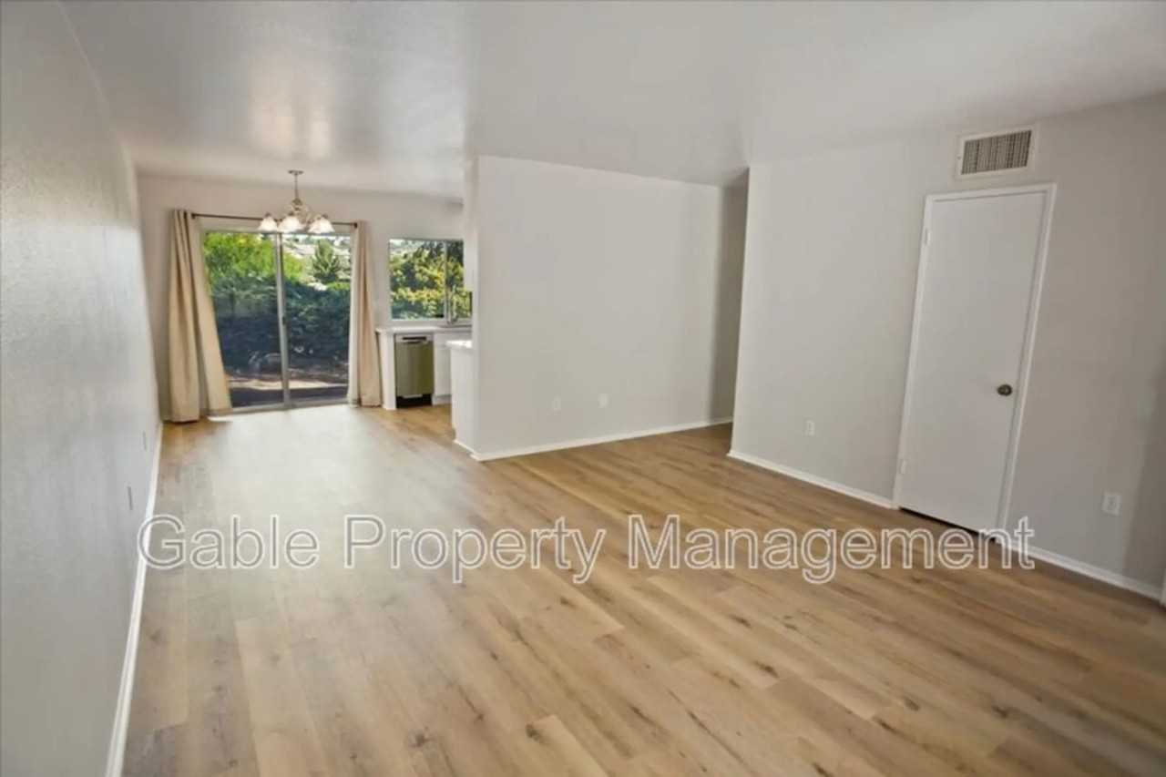 26383 Oak Highland Dr - Photo 3 of 16