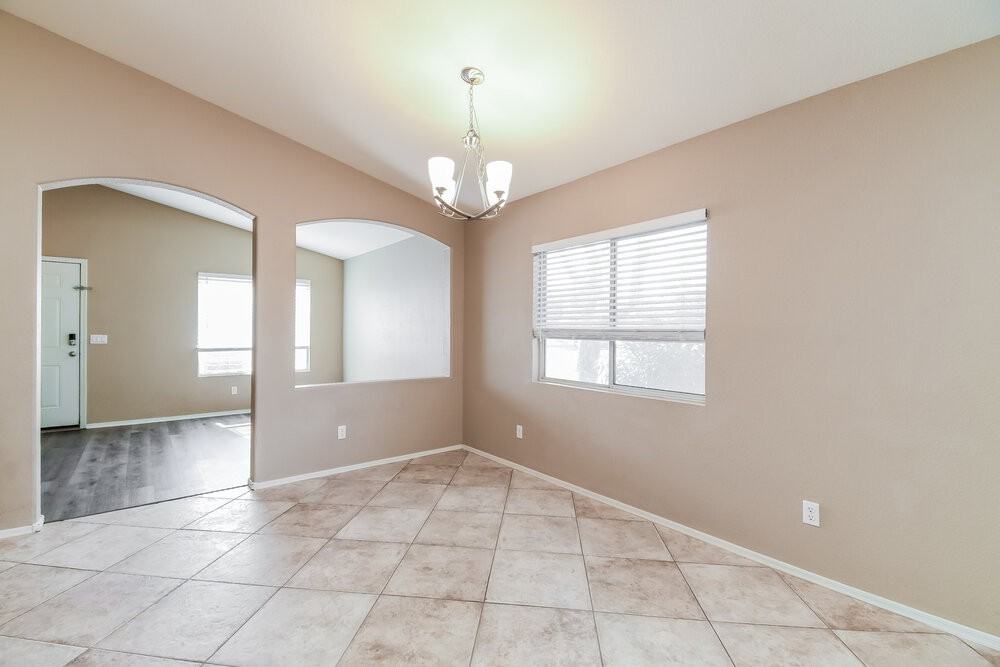 803 S Chatsworth - Photo 5 of 16