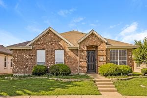 featured image of 1711 Venus Dr W