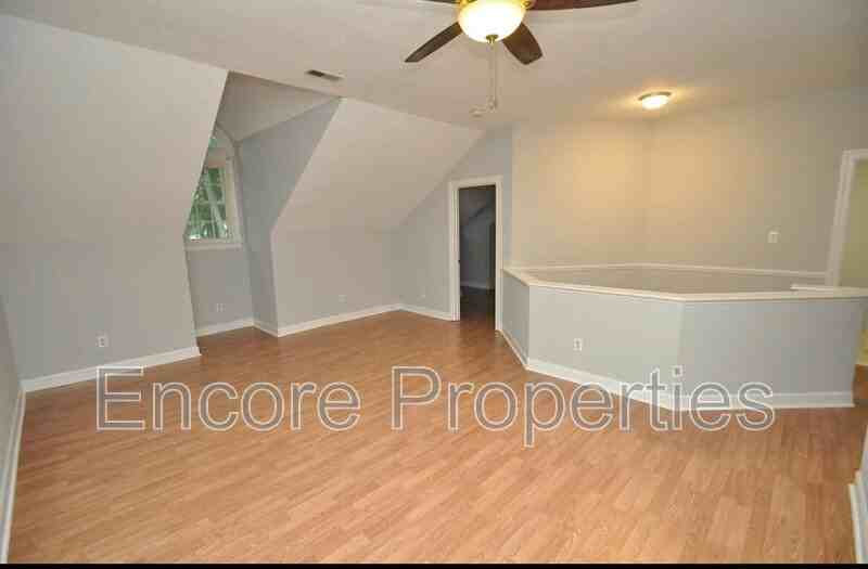 112 Loch Bend Ln - Photo 3 of 9