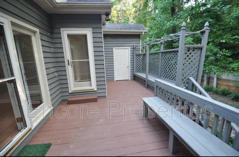 112 Loch Bend Ln - Photo 5 of 9