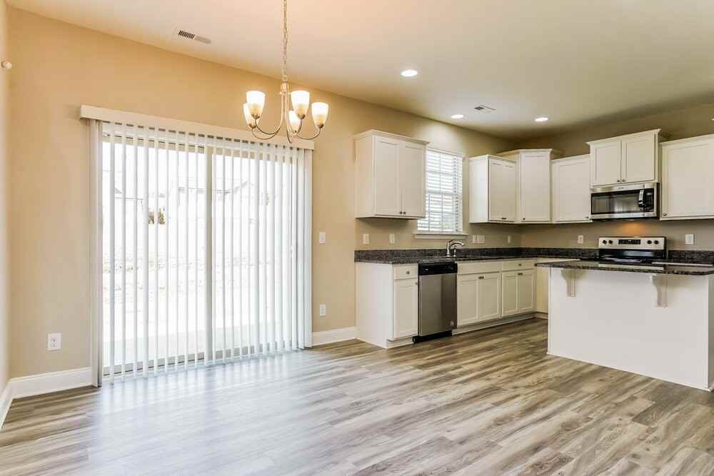 42 Cordova St - Photo 7 of 17