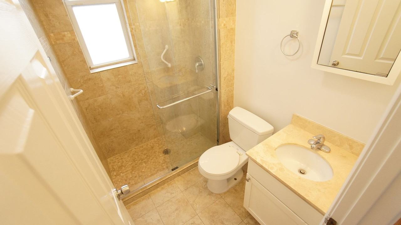3428 Parker LLC - Photo 6 of 10