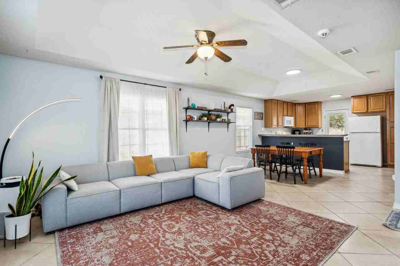 906 Calhoun Ave - Photo 2 of 25