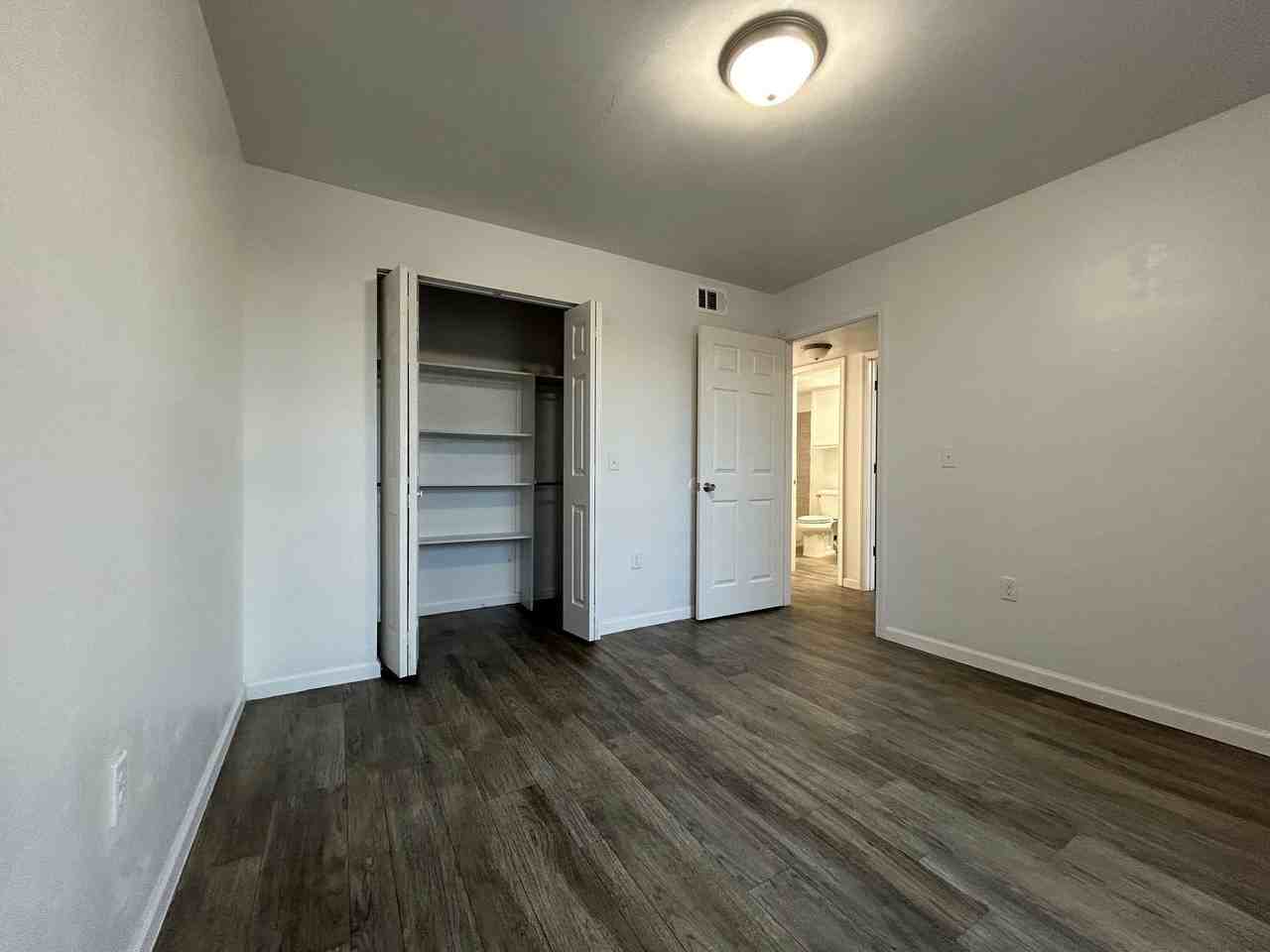 Beautiful remodeled 1 & 2 Bedrooms Available NOW! - Photo 4 of 7