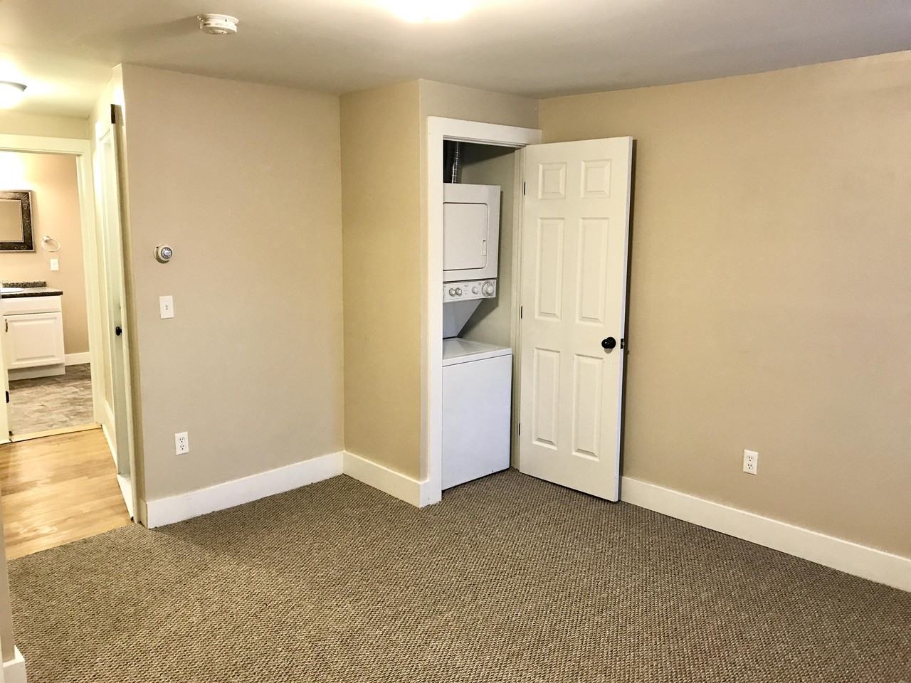 Pleasant Crest Apartments - Photo 2 of 11
