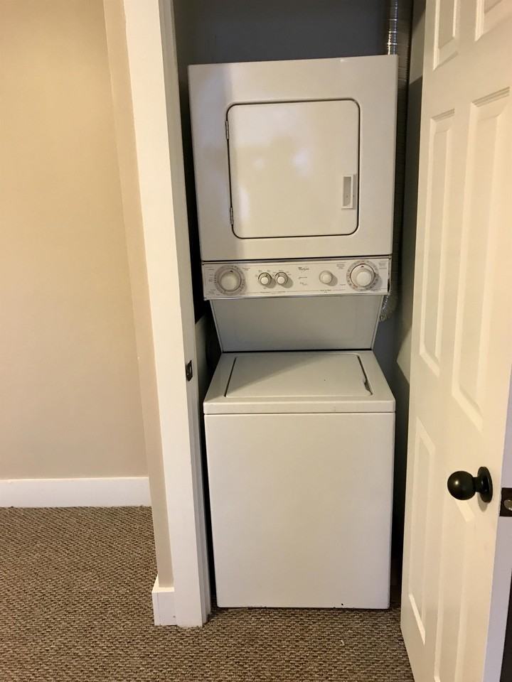 Pleasant Crest Apartments - Photo 5 of 11