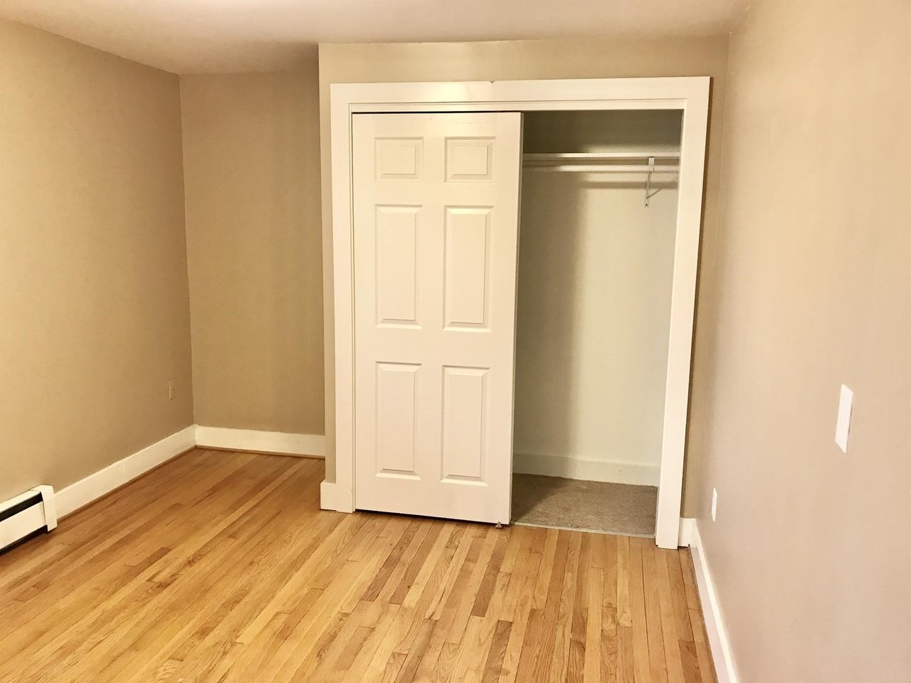 Pleasant Crest Apartments - Photo 6 of 11