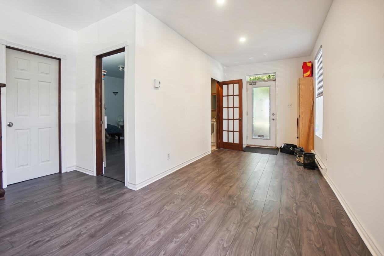 3560 Rue Hochelaga 4 - Photo 2 of 8