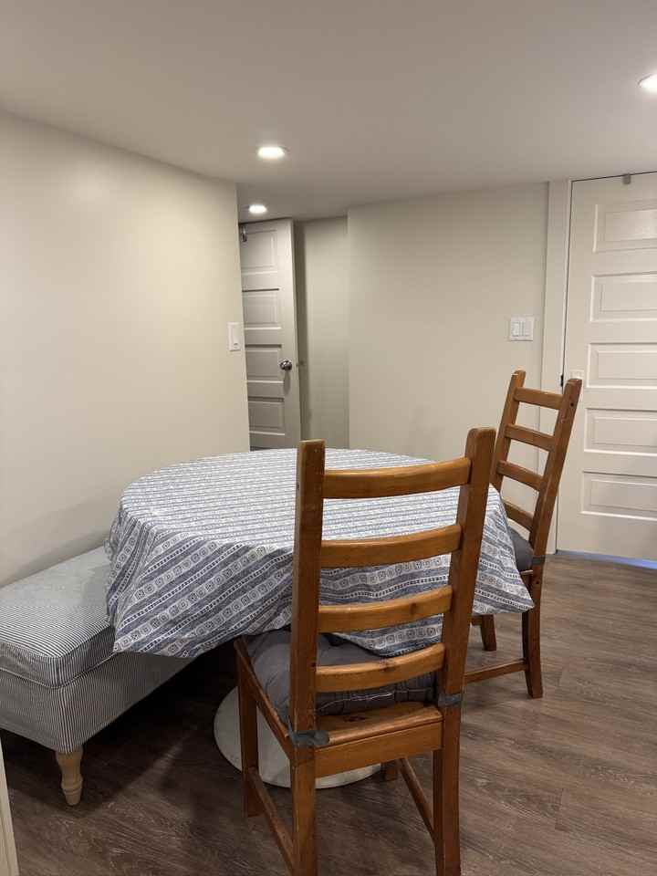 4030 Inverness Street #B - Photo 4 of 11