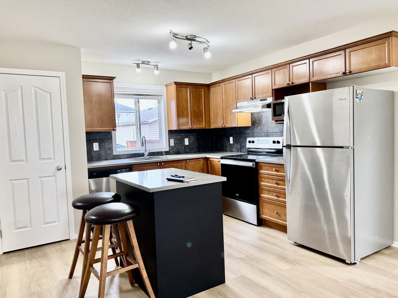 506 Luxstone Place Southwest - Photo 3 of 29