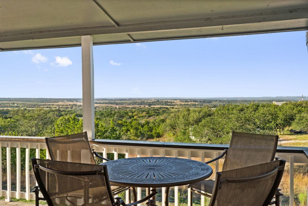 414 Gregg Dr - Photo 2 of 41