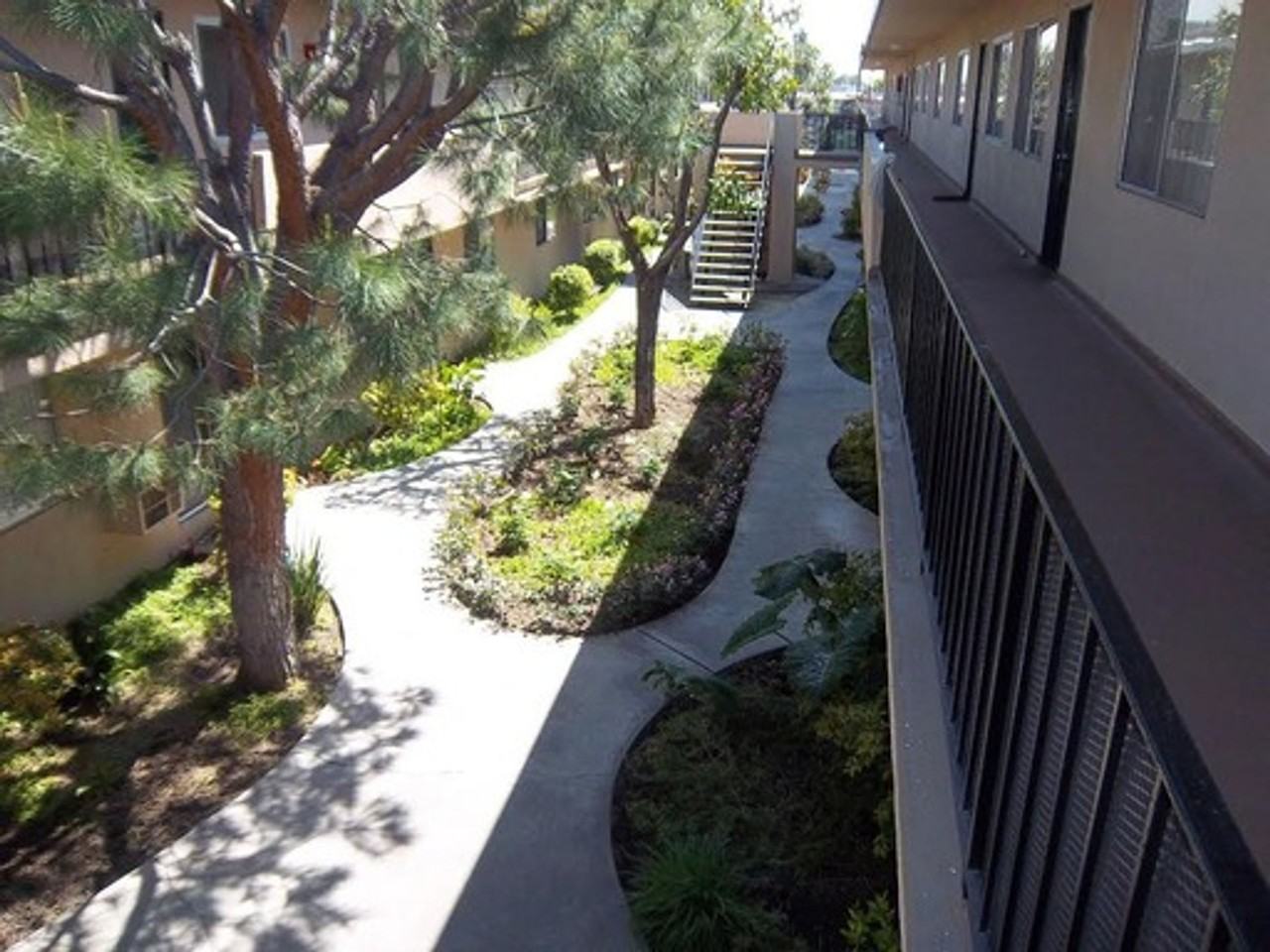 Classic Apts - Stella-Mae, LLC - Photo 3 of 5