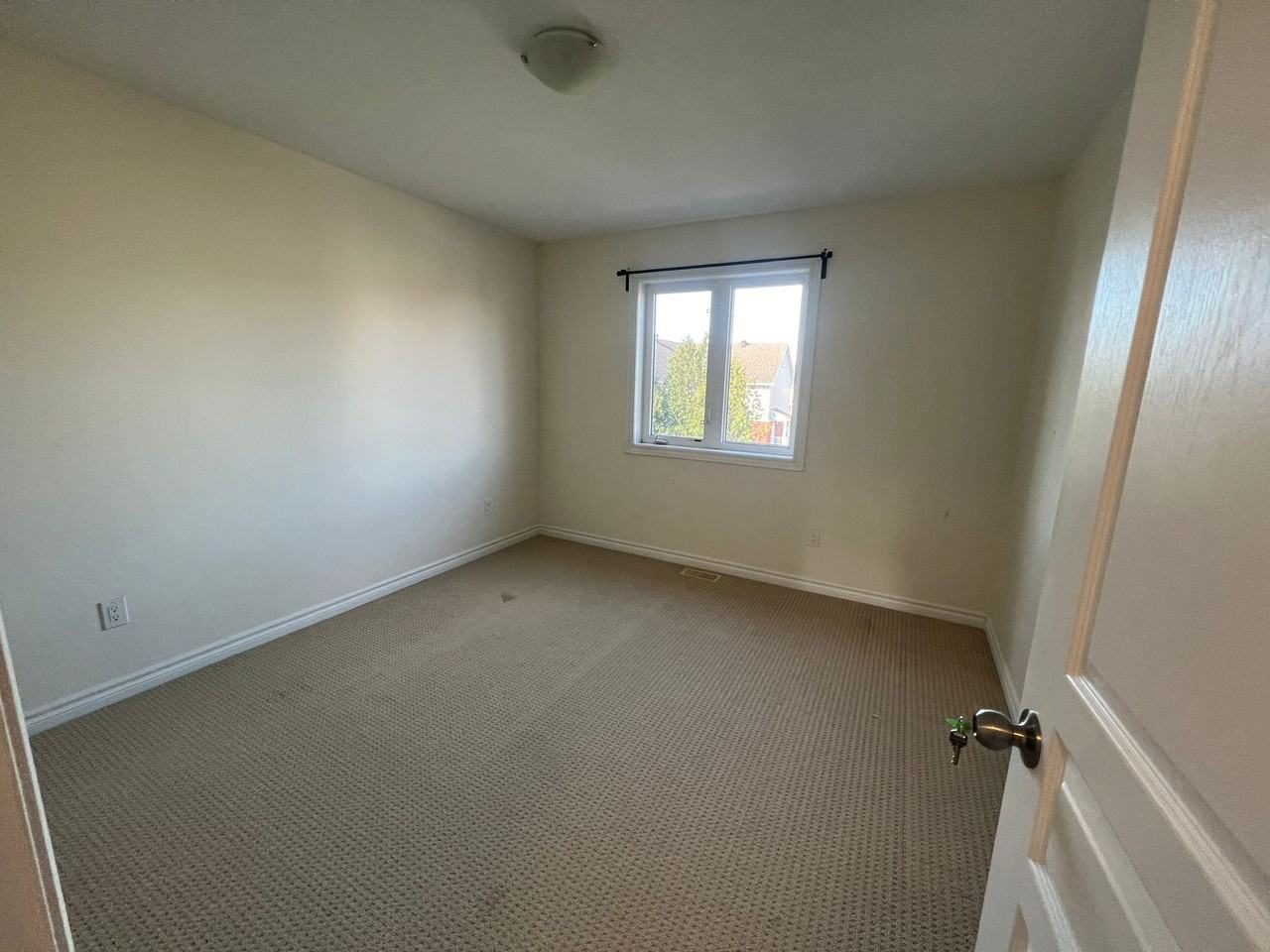 163 Claridge Drive - Photo 2 of 8