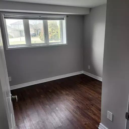 43 Railton Crt #2 - Photo 2 of 8