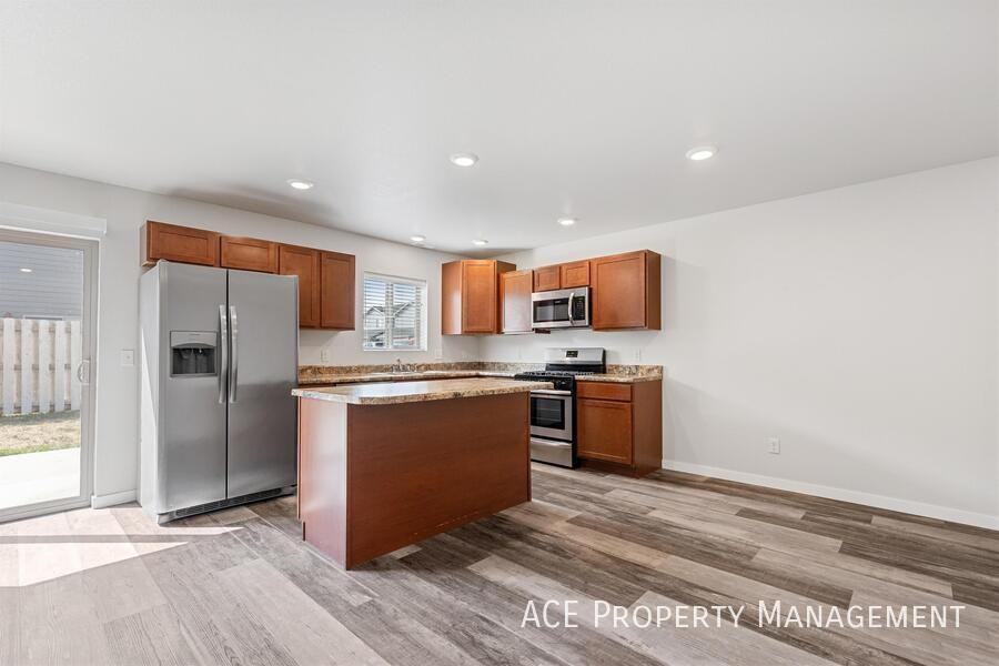 22725 Radar Hill Rd - Photo 2 of 11