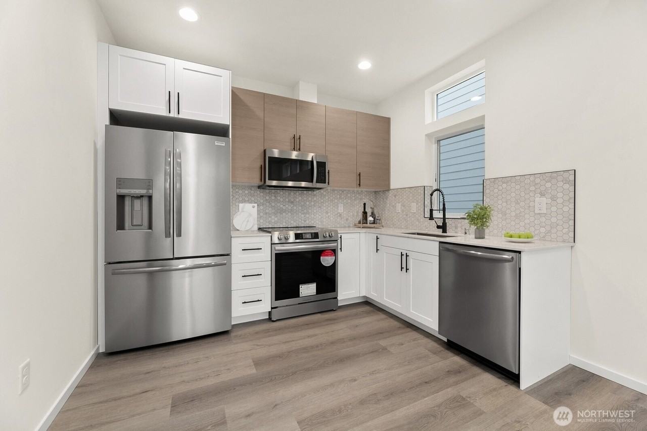 1147A Nw 56th St #NA - Photo 6 of 17