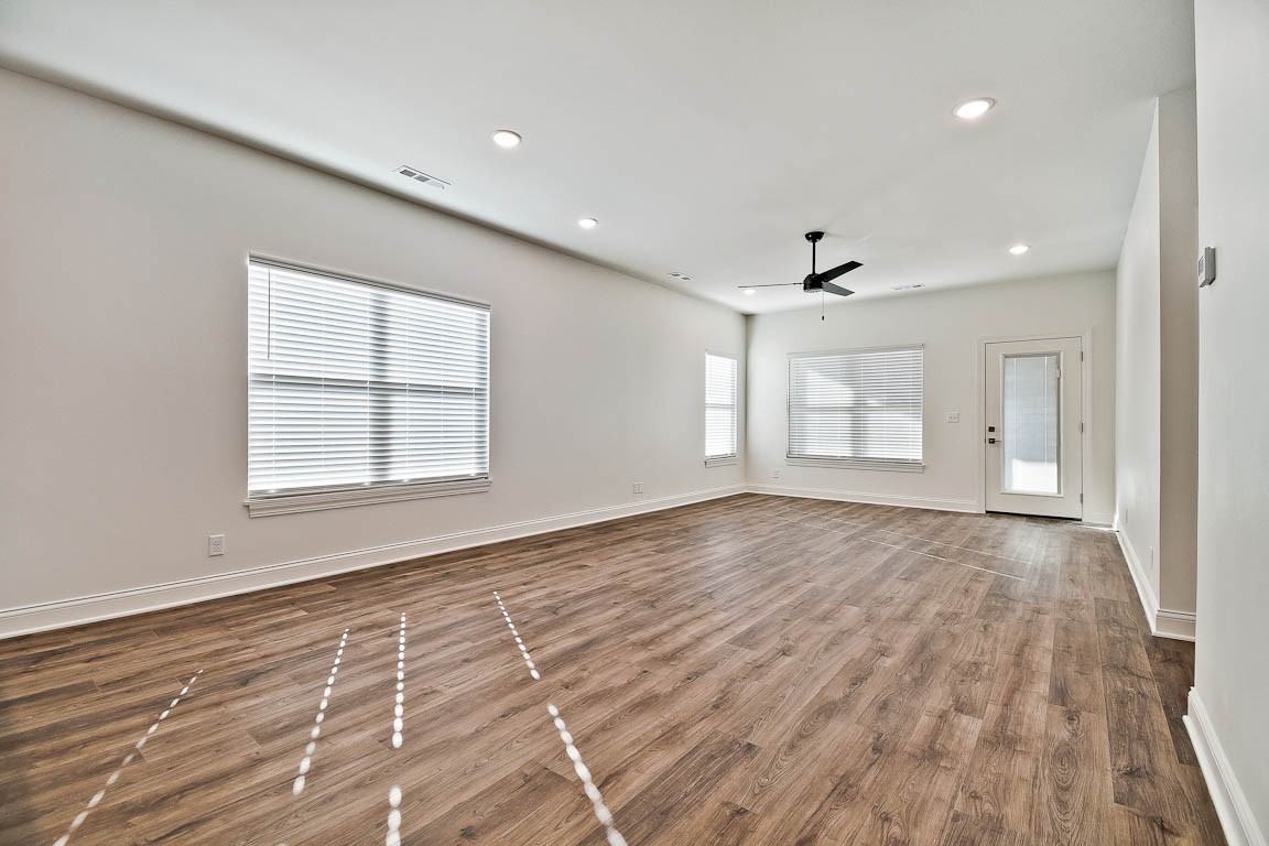 361 Turnberry Ct #NA - Photo 7 of 19