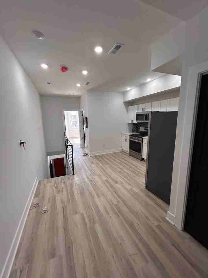 2523 S Felton St #B - Photo 4 of 9