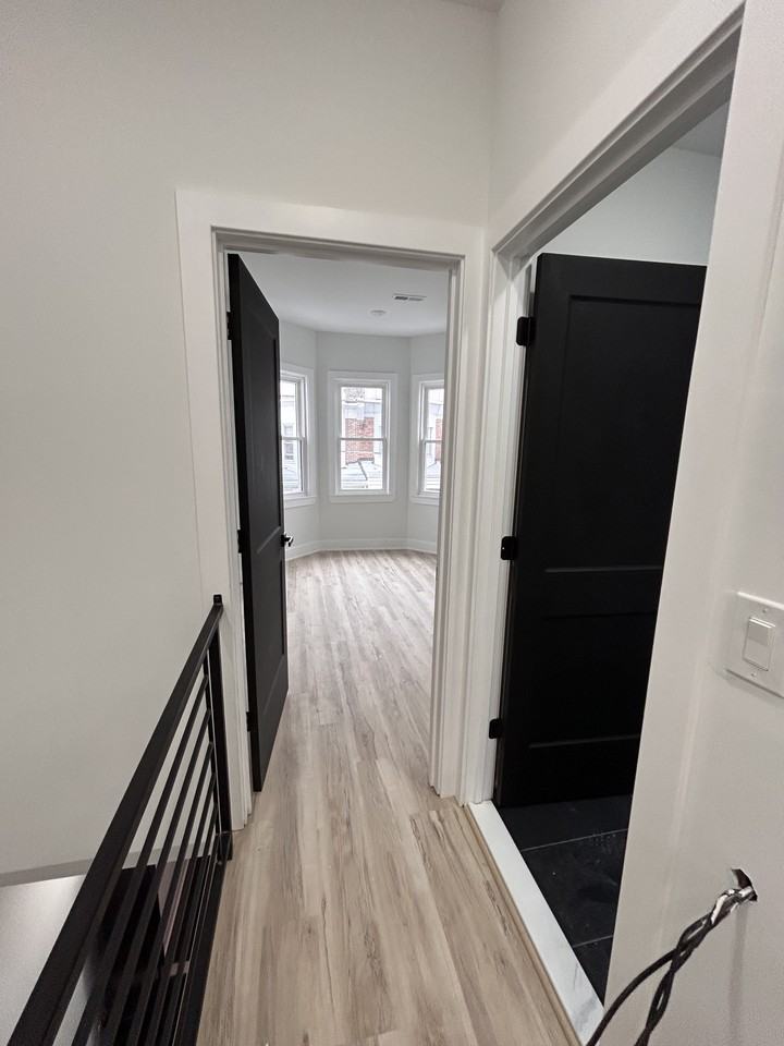 2523 S Felton St #B - Photo 5 of 9