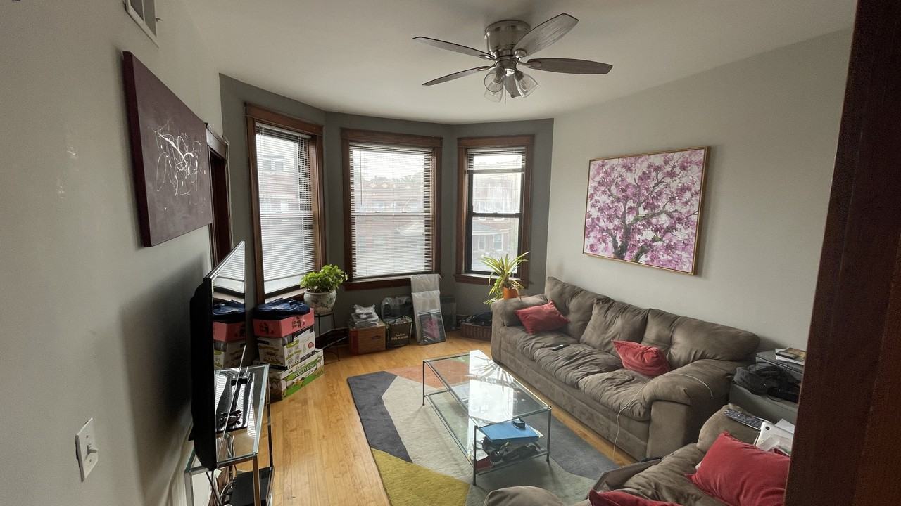 2236 W Augusta Blvd #2F - Photo 2 of 18