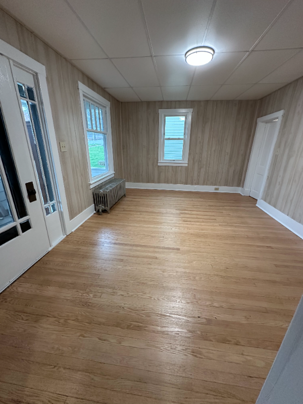 520 W Smithfield St - Photo 2 of 4