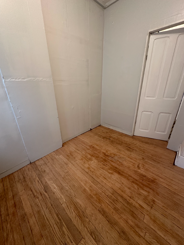 520 W Smithfield St - Photo 3 of 4