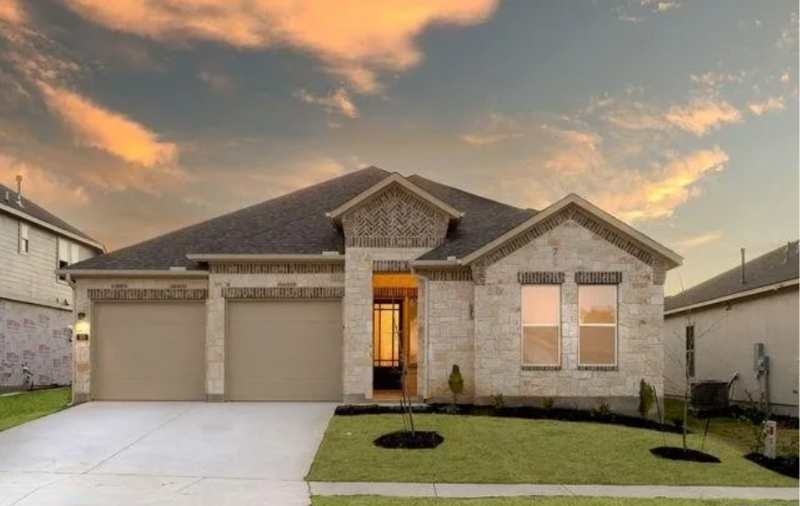 105 Giverny - Photo 2 of 43