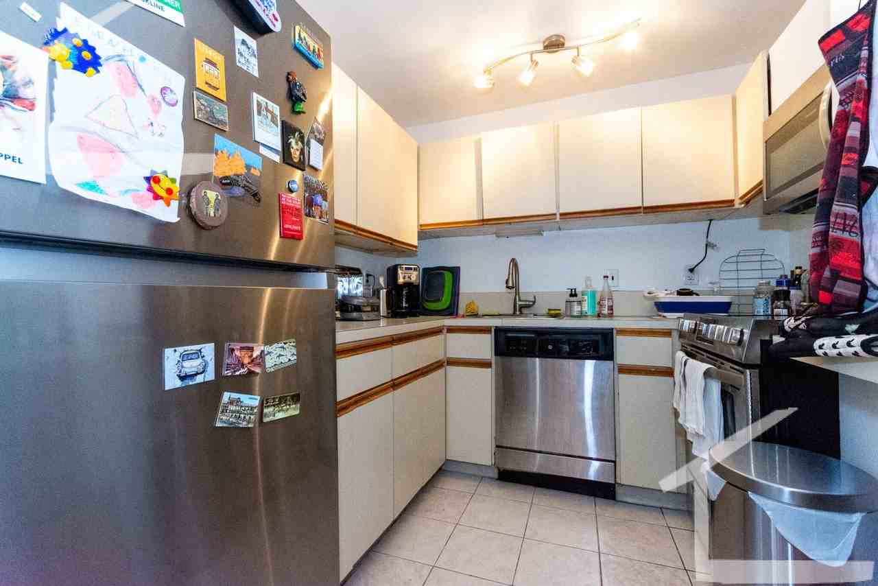 58 Babcock St - Photo 6 of 9