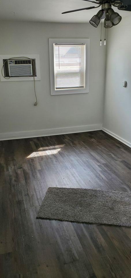 1022 S 28th St - Photo 3 of 9