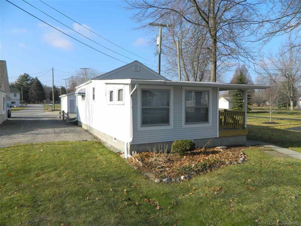 9421 River Rd - Photo 2 of 14