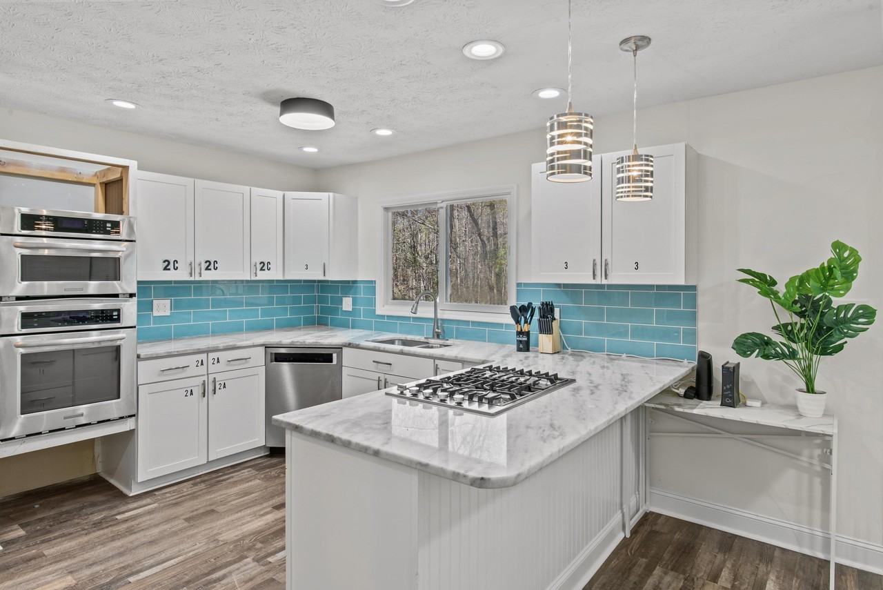 Winterberry Dr - Photo 2 of 13