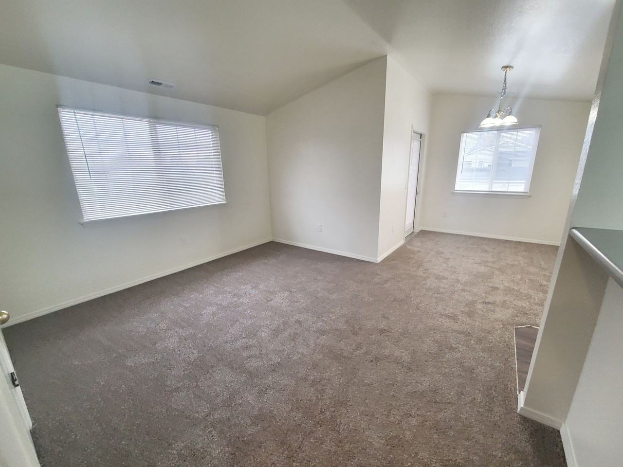 210 - Country Club - Photo 3 of 16