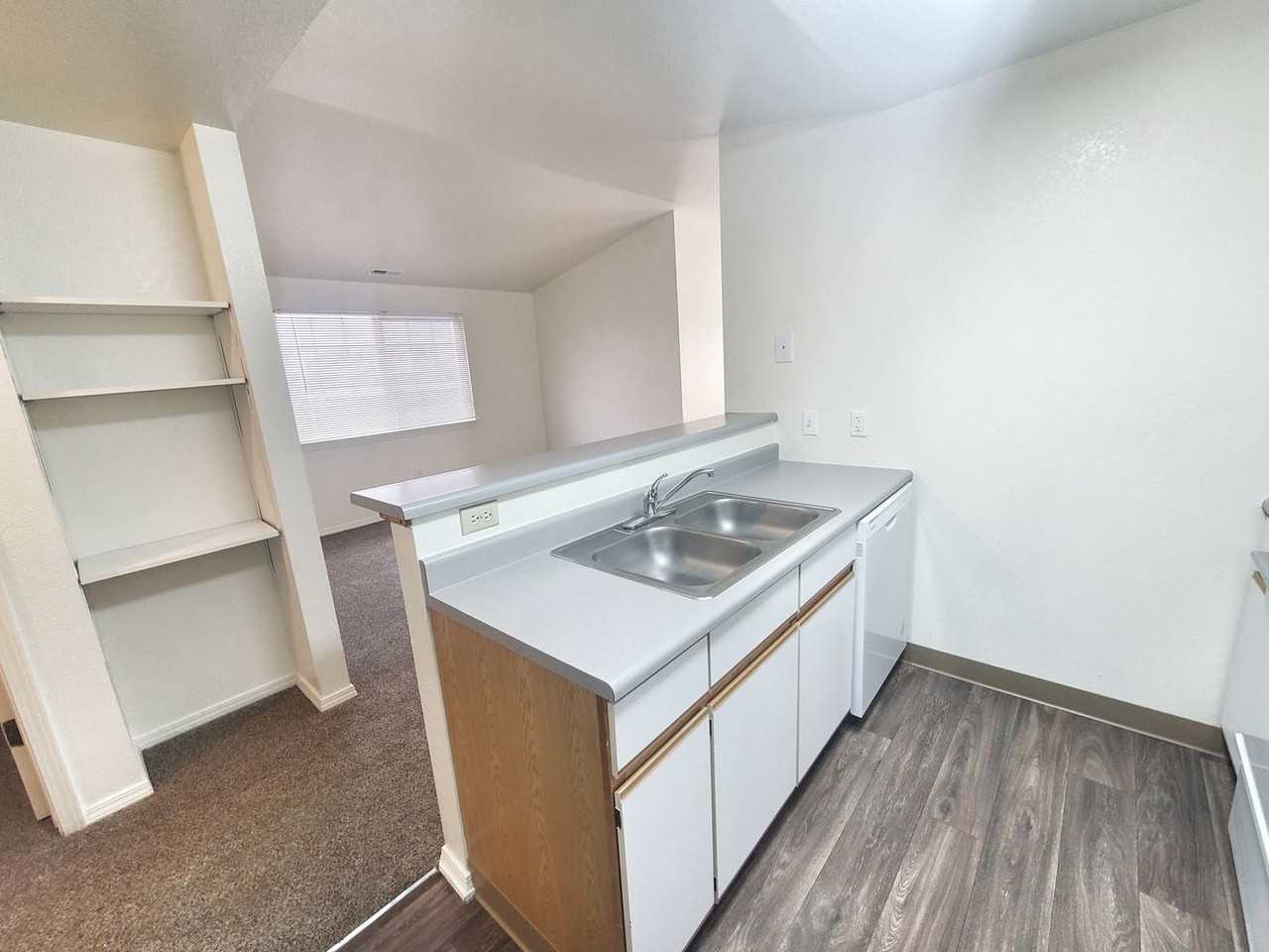 210 - Country Club - Photo 6 of 16