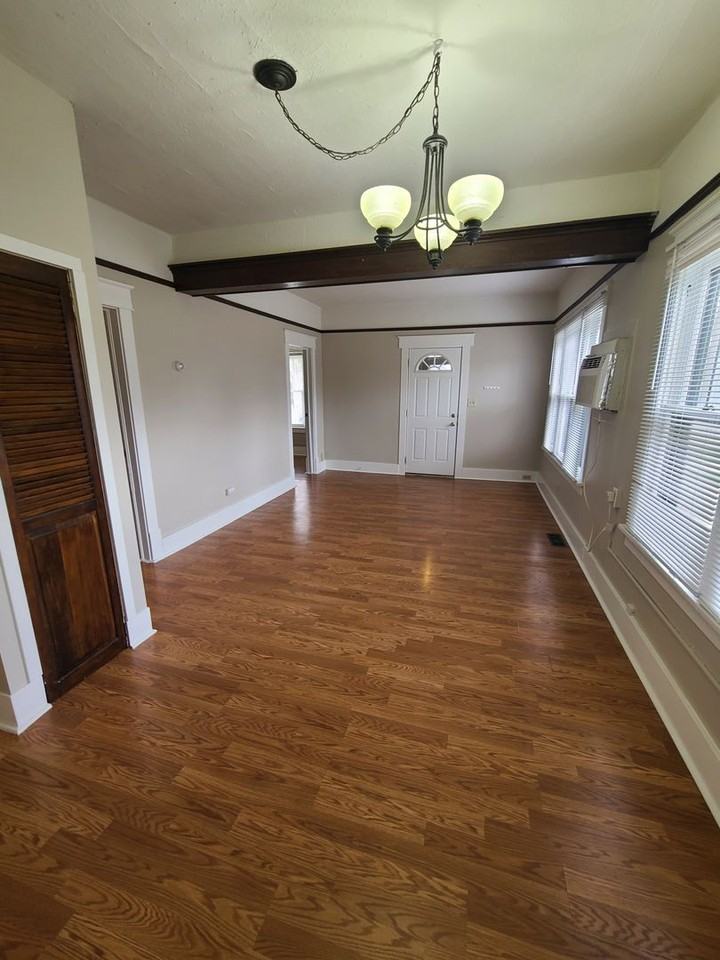 220 N 18th St - Photo 3 of 16