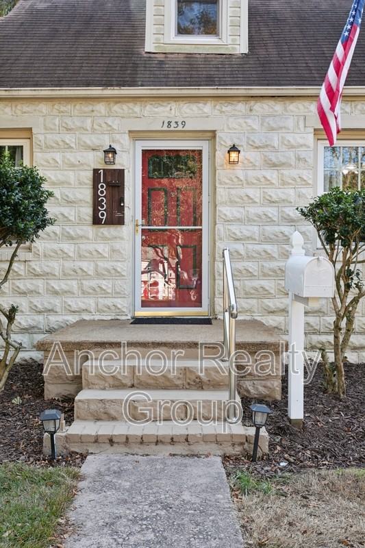 1839 Edgewood Ave - Photo 7 of 50