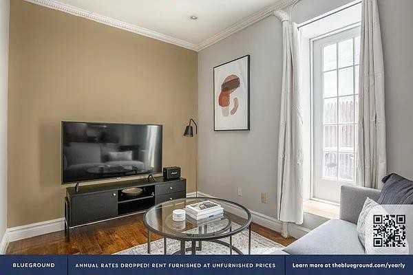 Prince St #6 - Photo 3 of 20