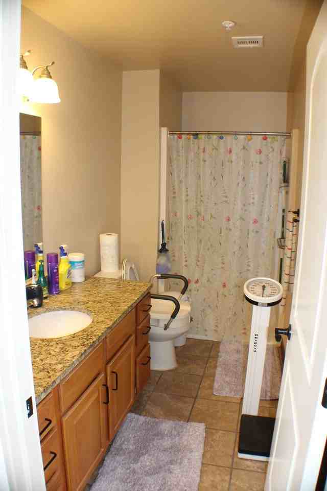 Berryhill Apartments - Photo 4 of 9