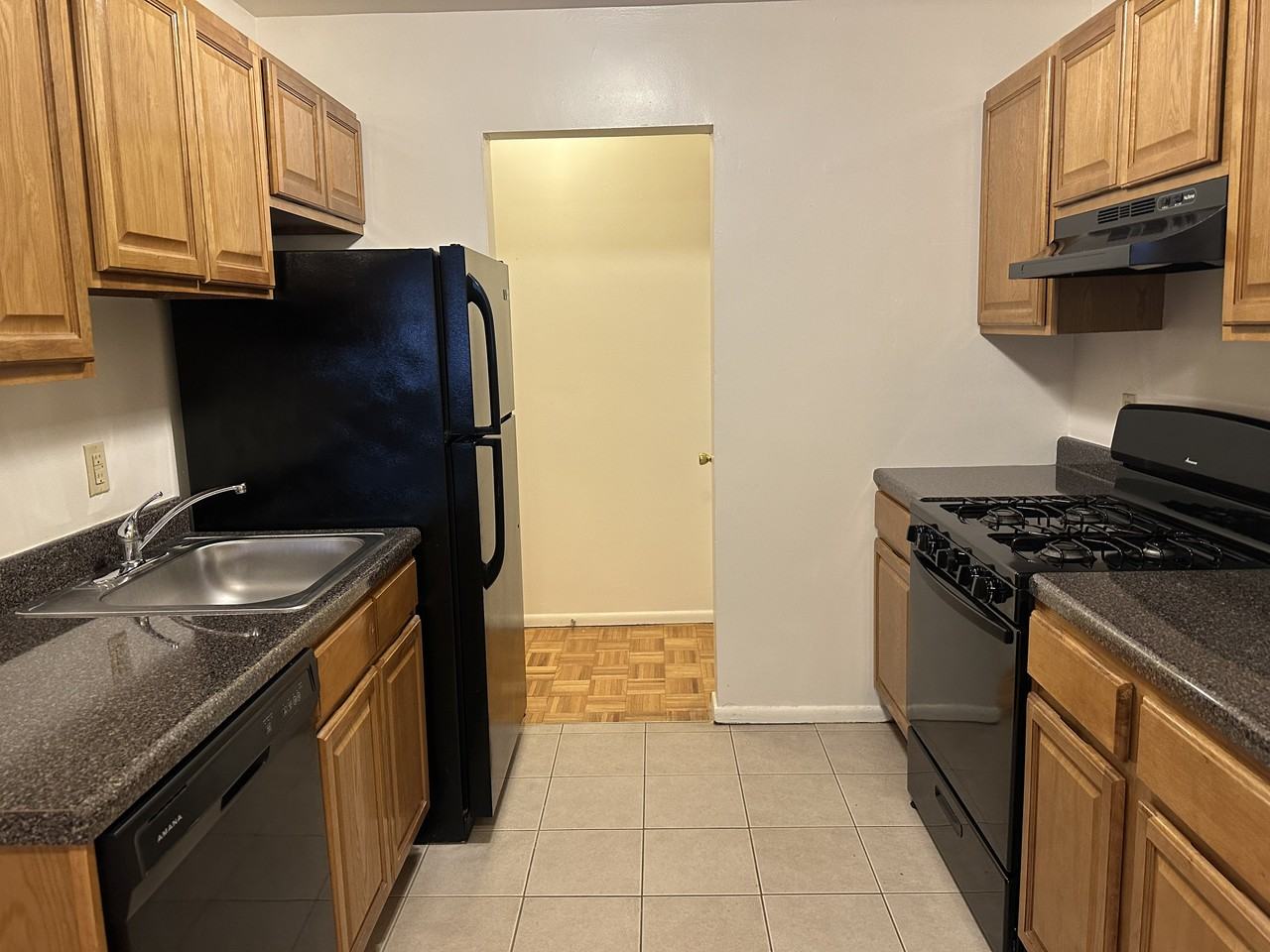 147 Main Street #5F - Photo 3 of 24