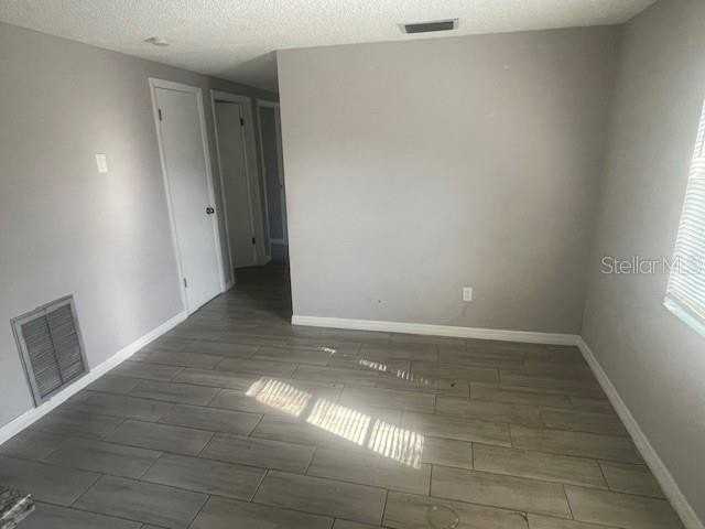 1004 57th Avenue Pl E - Photo 7 of 26