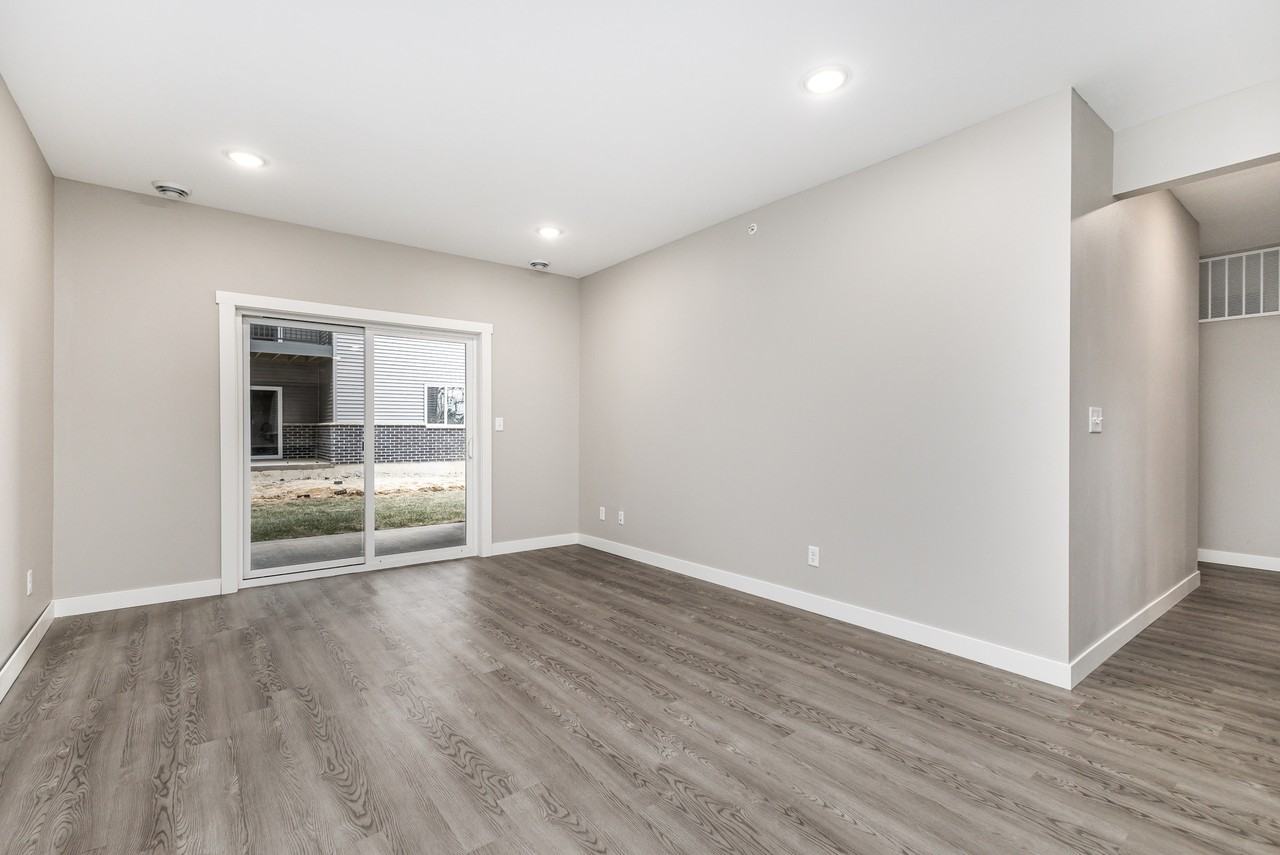 3150 Lake Ridge Drive - Photo 3 of 50