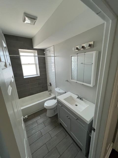 Essex 78 - Photo 6 of 9