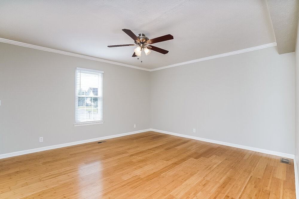 1107 Binford Ct - Photo 4 of 17