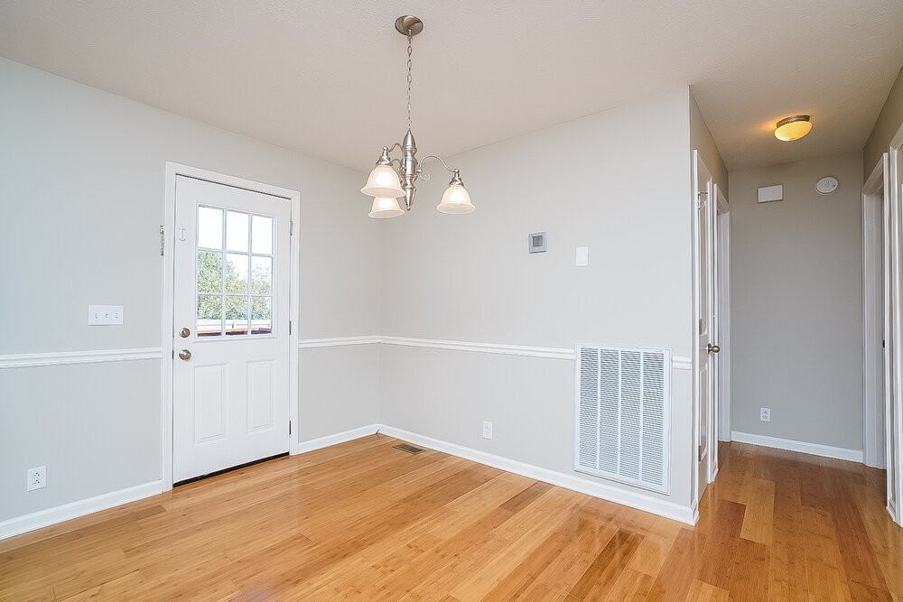 1107 Binford Ct - Photo 6 of 17