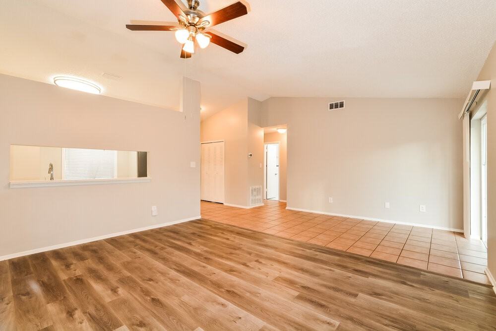 119 Alder Ct - Photo 3 of 16