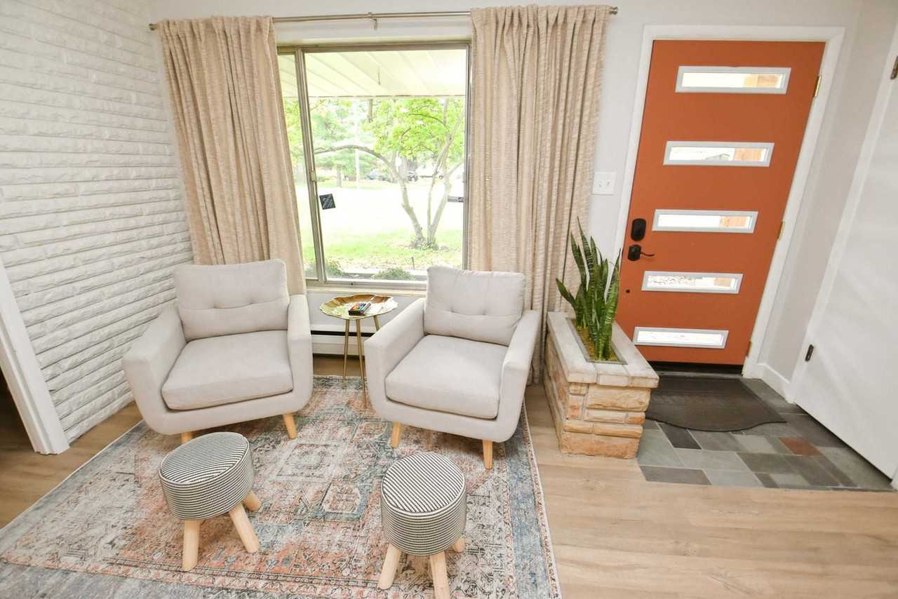 1831 Corby Blvd #1037679P - Photo 2 of 34