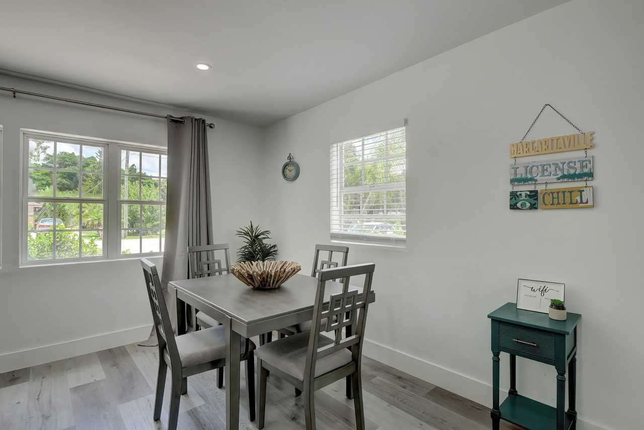 27250 Shriver Avenue - Photo 3 of 60